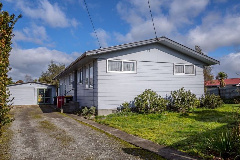 Photo of property in 70 South Belt, Solway, Masterton, 5810