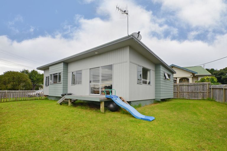 Photo of property in 2a Raewyn Street, Morningside, Whangarei, 0110