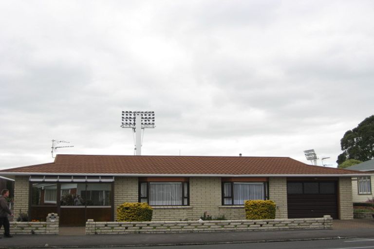 Photo of property in 23 Tukapa Street, Westown, New Plymouth, 4310