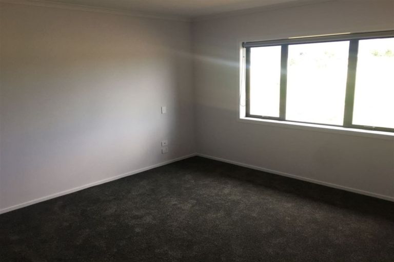 Photo of property in 6 Molesworth Street, Taita, Lower Hutt, 5011