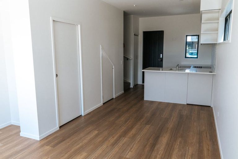 Photo of property in 32/47a Huntington Drive, Huntington Park, Auckland, 2013