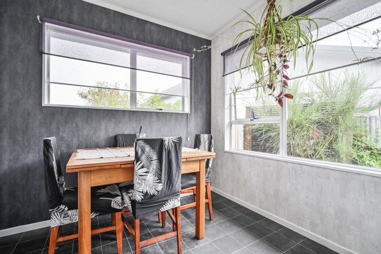 Photo of property in 83 Caernarvon Drive, Flaxmere, Hastings, 4120