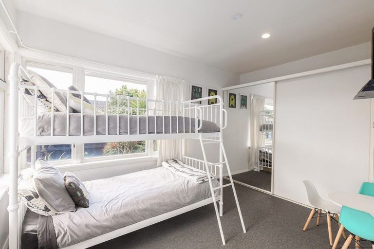 Photo of property in 12 Ida Street, New Brighton, Christchurch, 8061