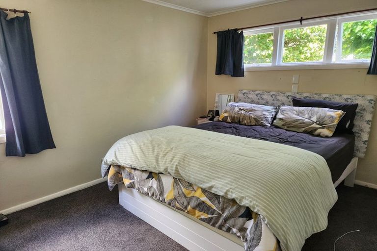 Photo of property in 34 Tuatoru Street, Eastbourne, Lower Hutt, 5013