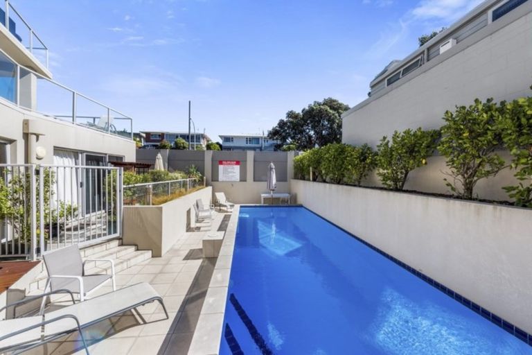 Photo of property in 208/27 Banks Avenue, Mount Maunganui, 3116