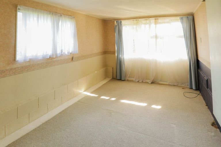 Photo of property in 2/52 Cherry Road, Bucklands Beach, Auckland, 2014