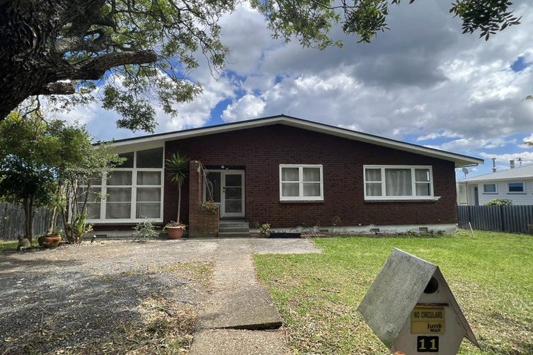 Photo of property in 11 Autumn Avenue, Glen Eden, Auckland, 0602