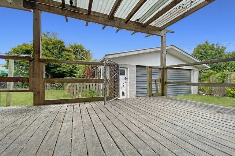 Photo of property in 18 Renfrew Street, Upper Riccarton, Christchurch, 8041