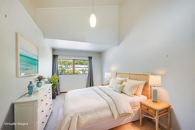 Photo of property in 16 Ngarimu Crescent, Taradale, Napier, 4112