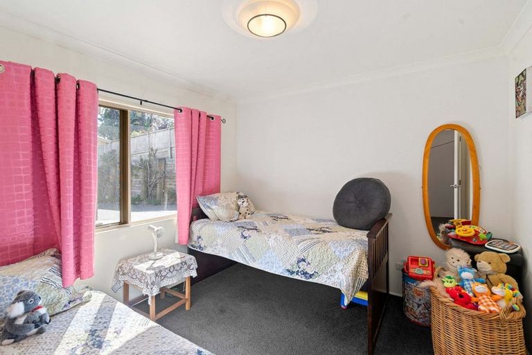 Photo of property in 2 Summerhaven Place, Ohauiti, Tauranga, 3112