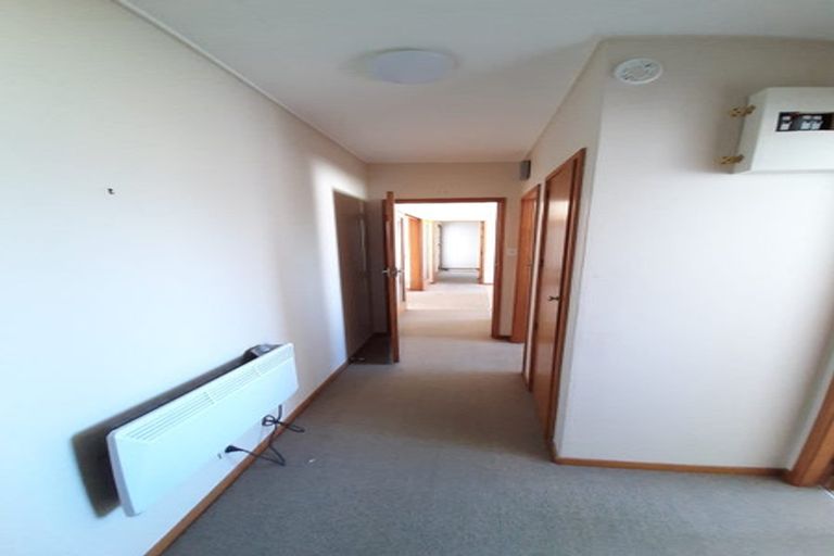 Photo of property in 1/3 Ngaio Gorge Road, Ngaio, Wellington, 6035