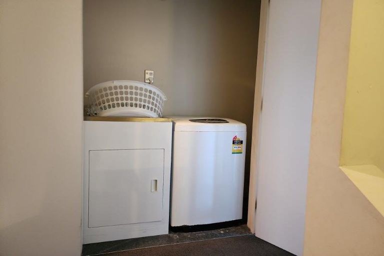 Photo of property in 4/88 Mathesons Road, Phillipstown, Christchurch, 8011