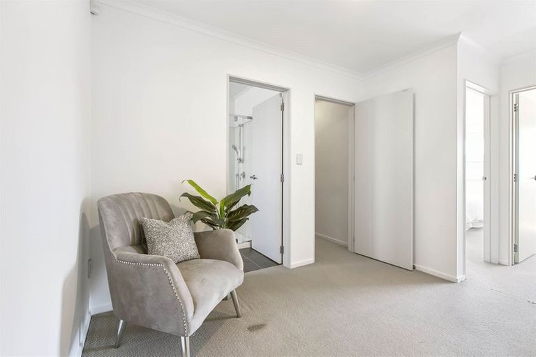 Photo of property in 24 Flintridge Drive, Flat Bush, Auckland, 2019