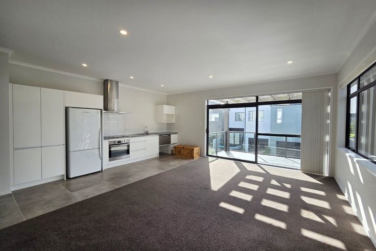 Photo of property in 19 Tuatua Road, Hobsonville, Auckland, 0616