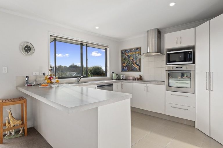 Photo of property in 24 Annandale Drive, Pyes Pa, Tauranga, 3112