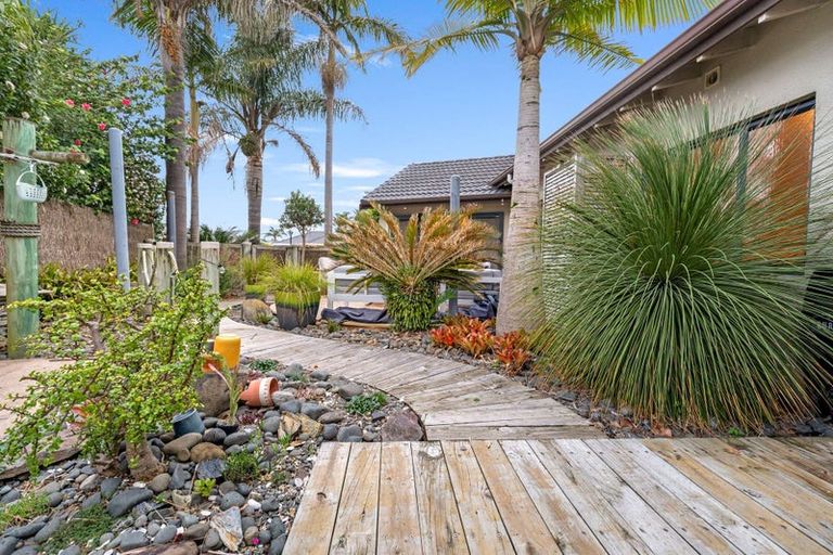 Photo of property in 28 Newport Key, Papamoa Beach, Papamoa, 3118