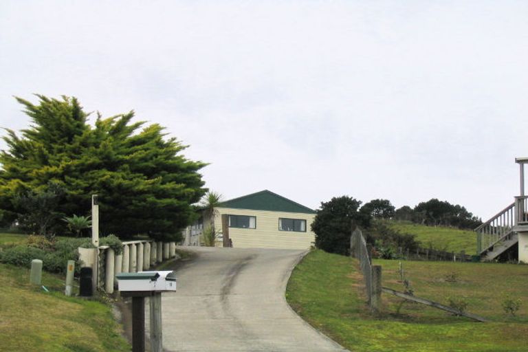 Photo of property in 14 Seascape Lane, Coopers Beach, 0420