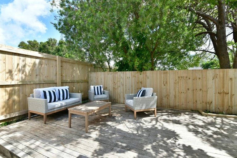 Photo of property in 45 Riverside Road, Orewa, 0931