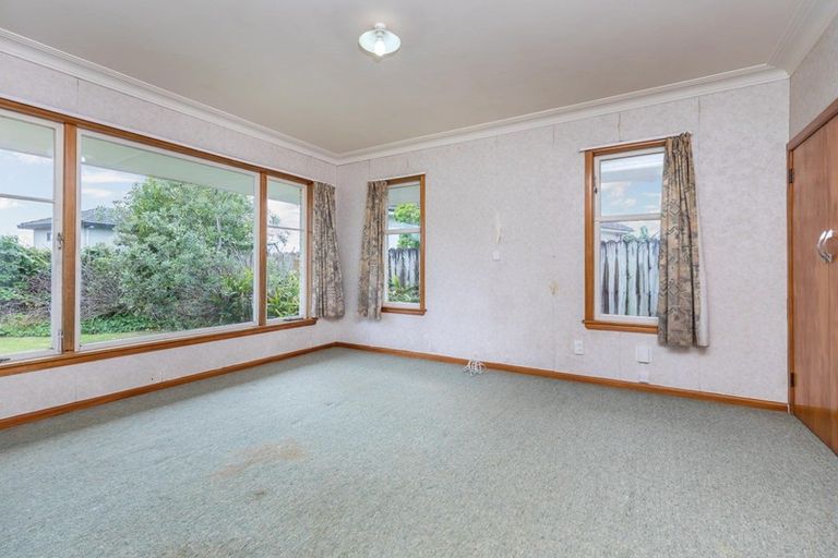 Photo of property in 5 Birchlea Rise, Goodwood Heights, Auckland, 2105