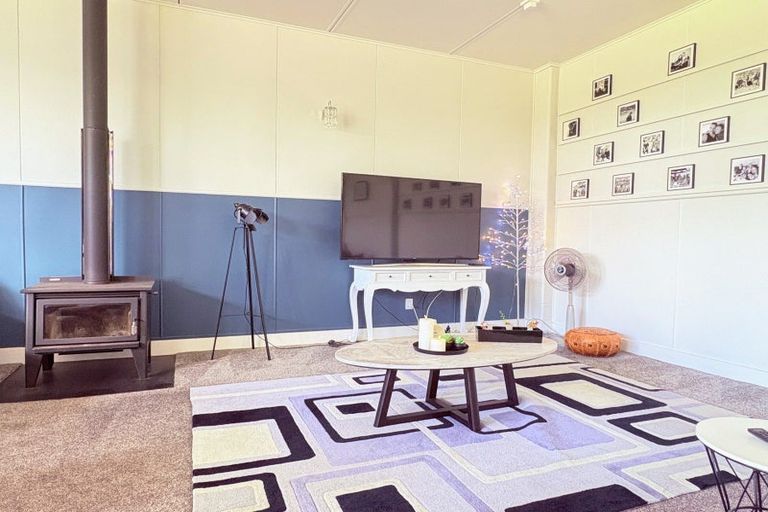 Photo of property in 8 Marine Parade, Wairoa, 4108