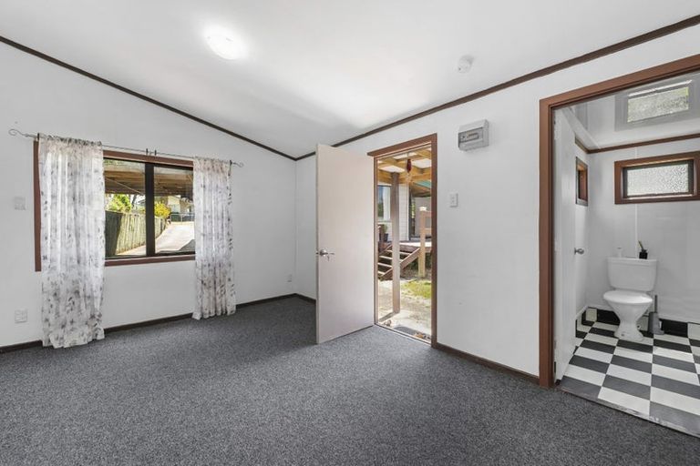 Photo of property in 5 Beryl Place, Pukehangi, Rotorua, 3015