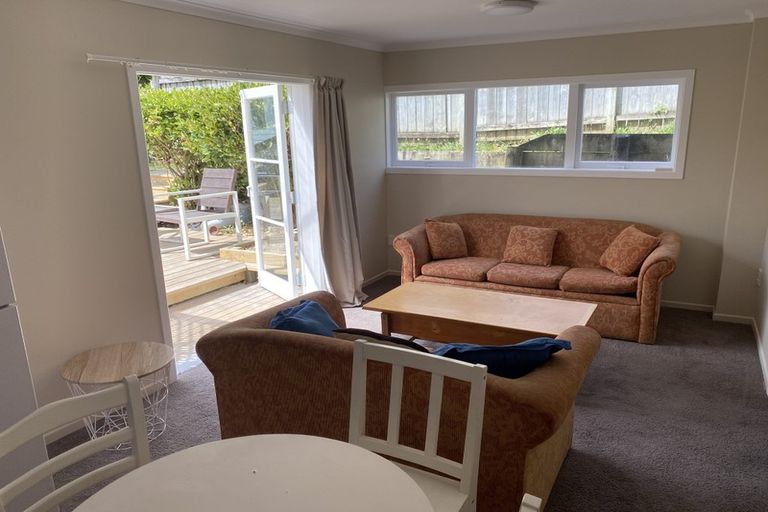 Photo of property in 23 Downing Street, Glenfield, Auckland, 0629