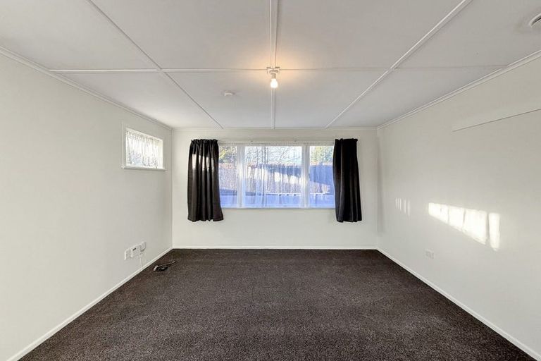 Photo of property in 30 Field Street, Aramoho, Whanganui, 4500