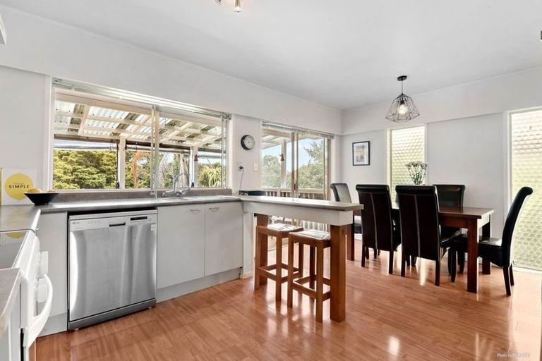 Photo of property in 127 Eban Avenue, Hillcrest, Auckland, 0627