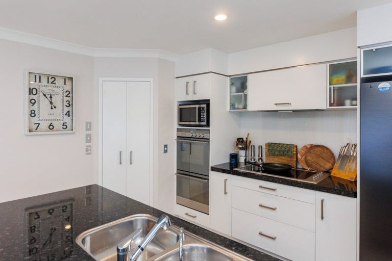 Photo of property in 22 Phoenix Avenue, Hokowhitu, Palmerston North, 4410