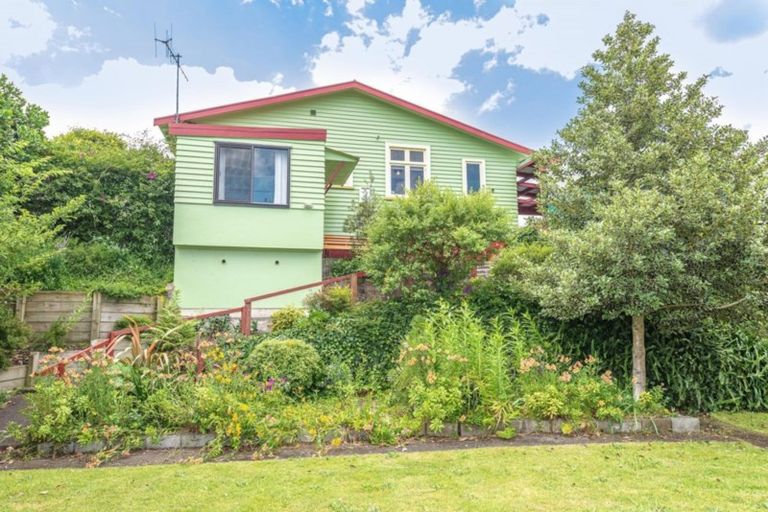 Photo of property in 99 Alma Road, Gonville, Whanganui, 4501