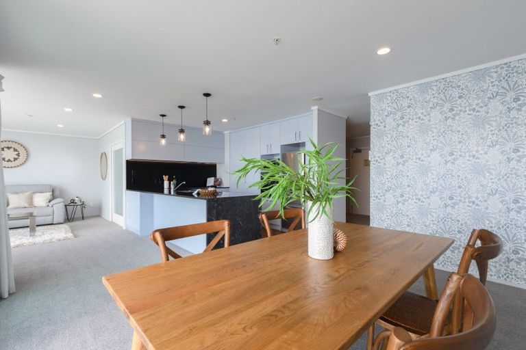 Photo of property in 12/72e Devonport Road, Tauranga, 3110