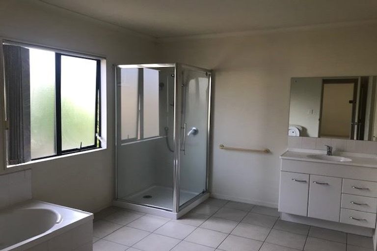 Photo of property in 18/2 Arawa Street, New Lynn, Auckland, 0600