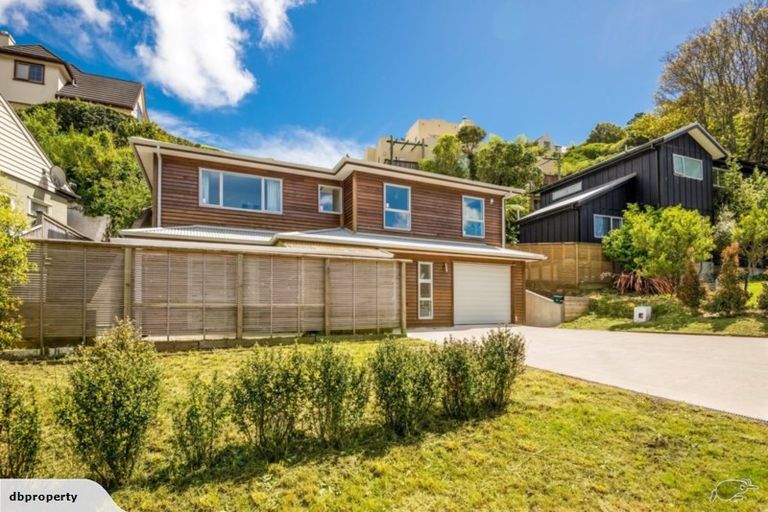 Photo of property in 43 Burma Road, Khandallah, Wellington, 6035