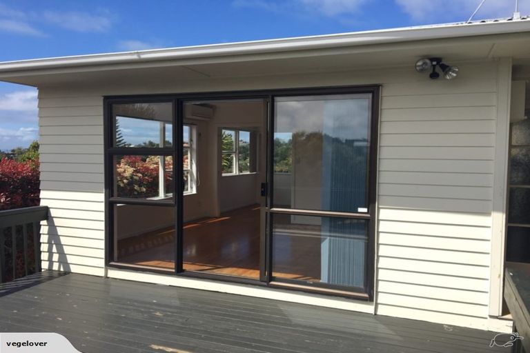 Photo of property in 63 Glamorgan Drive, Torbay, Auckland, 0630