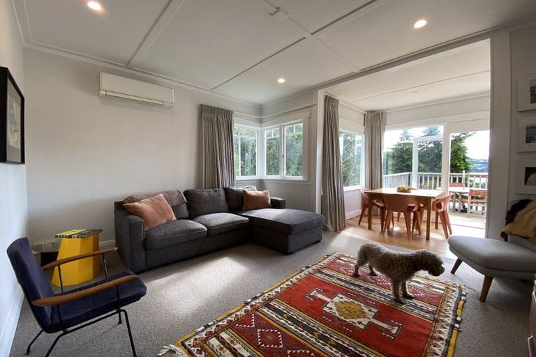 Photo of property in 35 Bayview Road, Paremata, Porirua, 5024