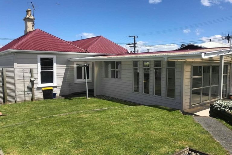 Photo of property in 22 Stanley Street, Kenmure, Dunedin, 9011