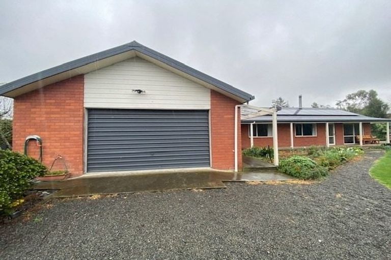 Photo of property in 65 Bridge Street, Coalgate, 7673