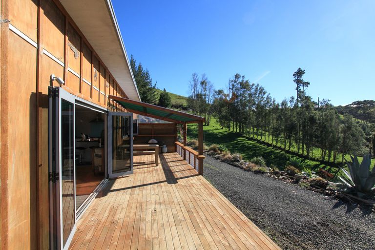 Photo of property in 397 Ruapuke Road, Raglan, 3296