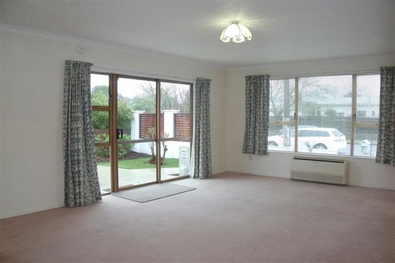 Photo of property in 2/103 Teesdale Street, Burnside, Christchurch, 8053