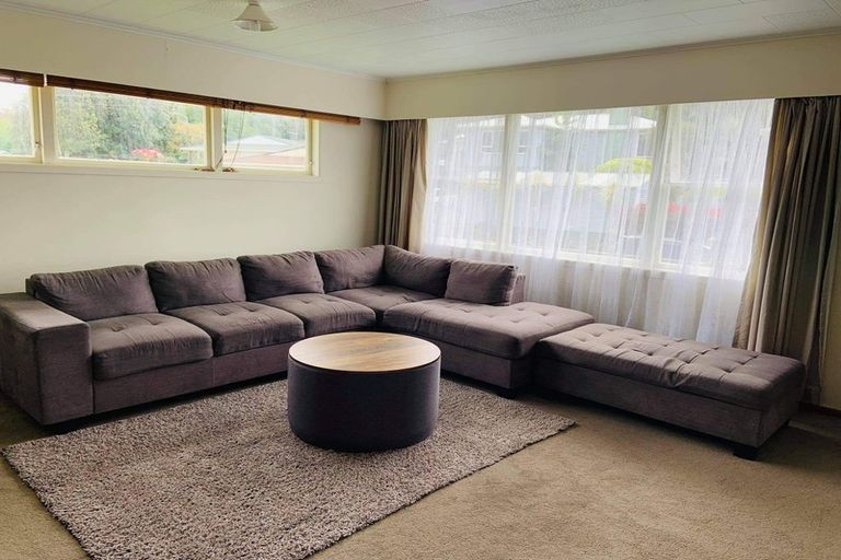 Photo of property in 2 Penrith Street, Westown, New Plymouth, 4310