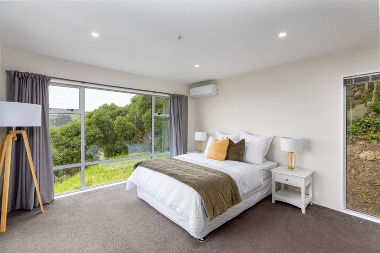 Photo of property in 16 Glendevere Terrace, Redcliffs, Christchurch, 8081