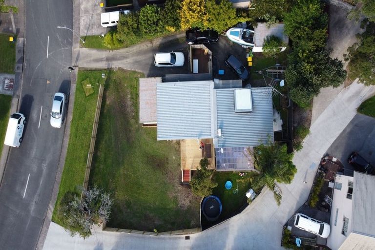 Photo of property in 1/126 Stredwick Drive, Torbay, Auckland, 0630