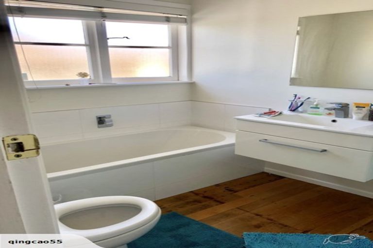 Photo of property in 1 Gavin Street, Ellerslie, Auckland, 1060