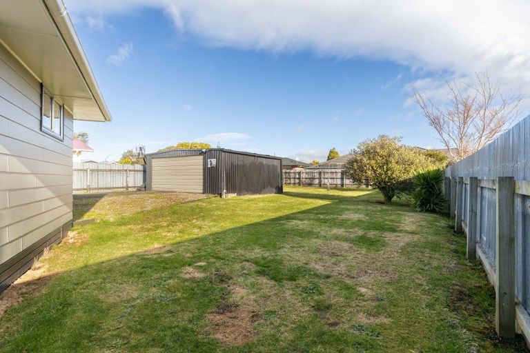 Photo of property in 3 Karaka Street, Inglewood, 4330