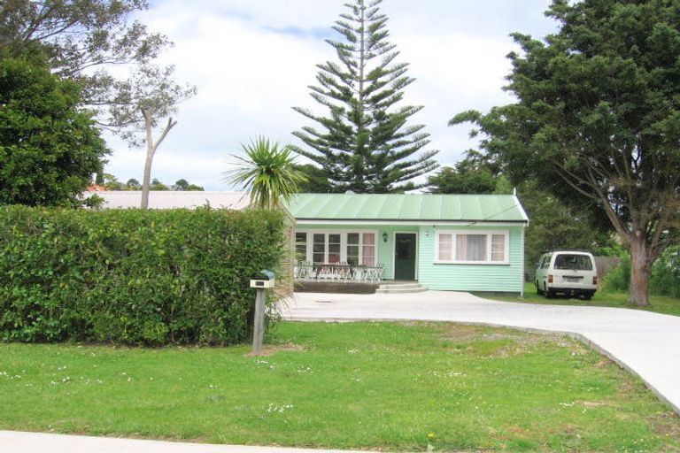 Photo of property in 12 Nicolas Avenue, Glen Eden, Auckland, 0602