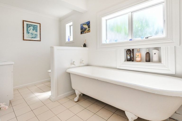 Photo of property in 301 Park Road South, Akina, Hastings, 4122