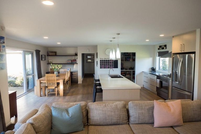 Photo of property in 18 Preston Avenue, West Melton, 7618