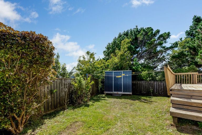 Photo of property in 6a Mossburn Grove, Kelson, Lower Hutt, 5010