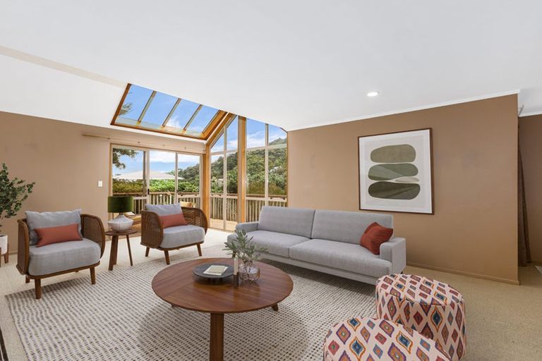 Photo of property in 19 Marama Terrace, Eastbourne, Lower Hutt, 5013