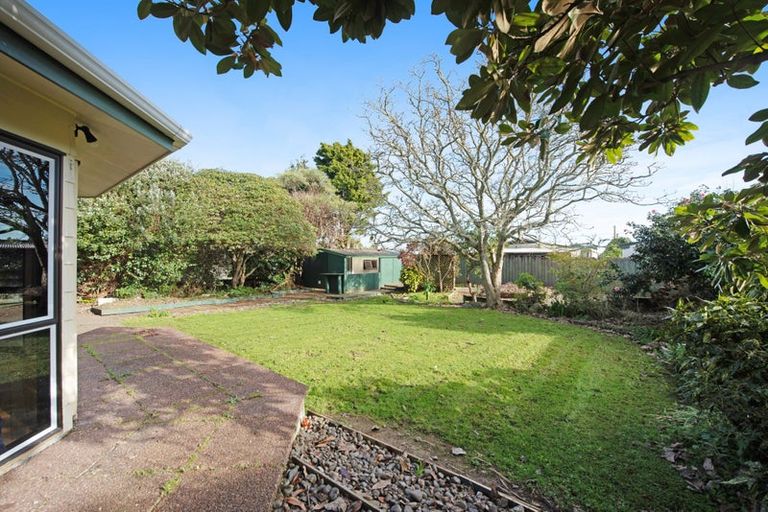 Photo of property in 16 Regal Street, Levin, 5510